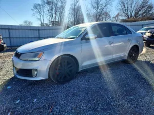 2012 VOLKSWAGEN JETTA