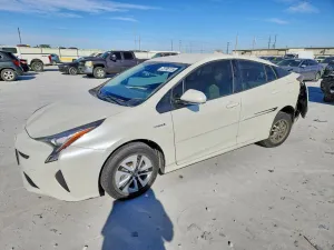 2017 TOYOTA PRIUS