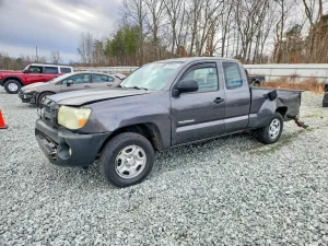 2011 TOYOTA TACOMA