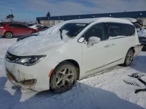 2019 CHRYSLER PACIFICA