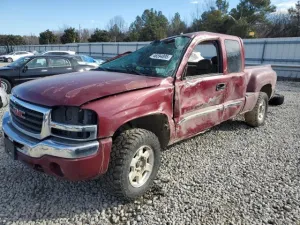2004 GMC SIERRA