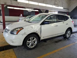 2015 NISSAN ROGUE