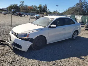 2013 VOLKSWAGEN JETTA
