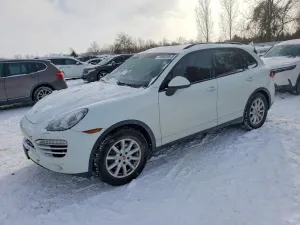 2014 PORSCHE CAYENNE
