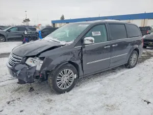 2015 CHRYSLER MINIVAN