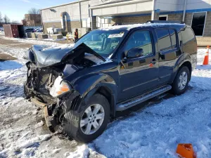 2011 NISSAN PATHFINDER