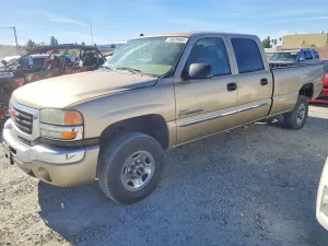 2004 GMC SIERRA
