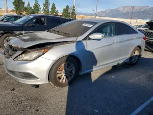 2014 HYUNDAI SONATA