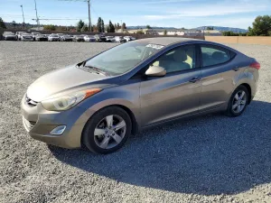2013 HYUNDAI ELANTRA