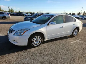 2010 NISSAN ALTIMA