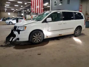 2009 CHRYSLER MINIVAN