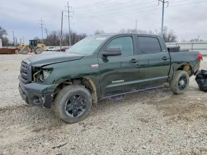 2011 TOYOTA TUNDRA
