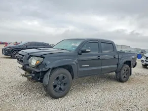 2015 TOYOTA TACOMA