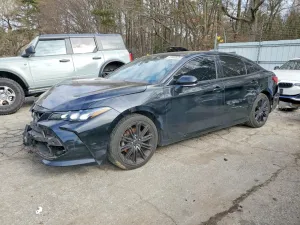 2019 TOYOTA AVALON