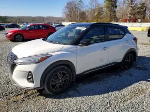 2023 NISSAN KICKS