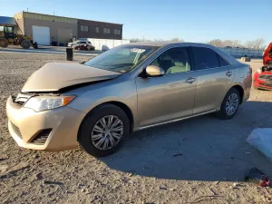2012 TOYOTA CAMRY