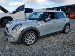 2015 MINI COOPER