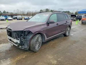 2021 BMW X7