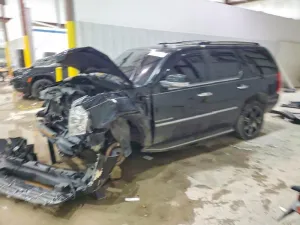 2010 CADILLAC ESCALADE