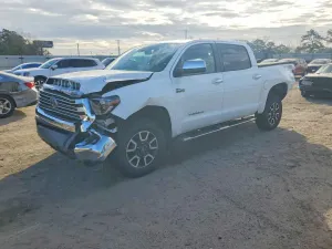2020 TOYOTA TUNDRA