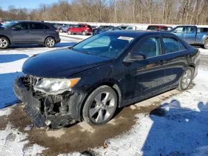 2013 TOYOTA CAMRY