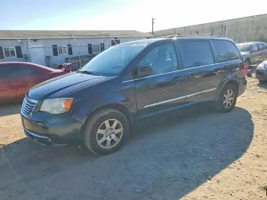 2012 CHRYSLER MINIVAN
