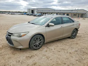 2015 TOYOTA CAMRY