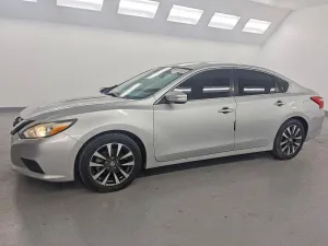 2017 NISSAN ALTIMA