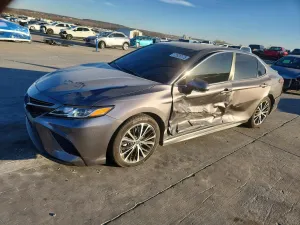 2019 TOYOTA CAMRY