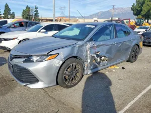 2018 TOYOTA CAMRY