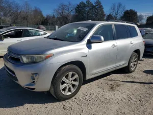 2011 TOYOTA HIGHLANDER