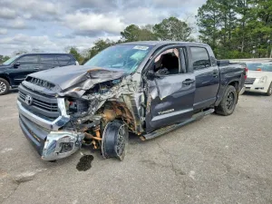 2014 TOYOTA TUNDRA