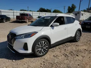 2023 NISSAN KICKS