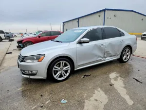 2015 VOLKSWAGEN PASSAT