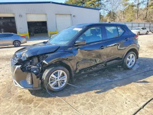 2023 NISSAN KICKS