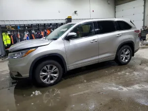2015 TOYOTA HIGHLANDER