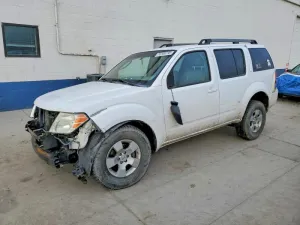 2011 NISSAN PATHFINDER