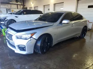 2016 INFINITI Q50