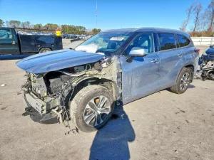 2022 TOYOTA HIGHLANDER