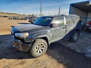 2023 TOYOTA 4RUNNER SE