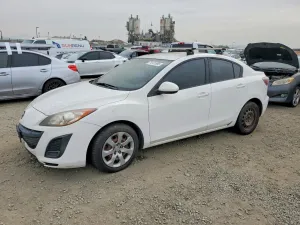 2010 MAZDA 3