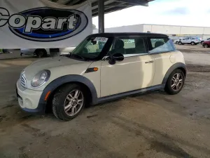 2013 MINI COOPER