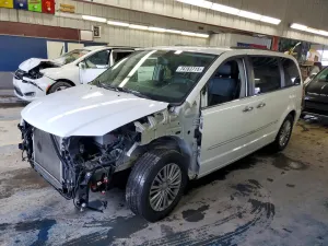 2014 CHRYSLER MINIVAN