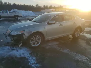 2010 LINCOLN MKS