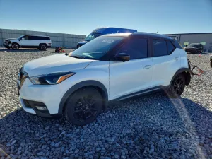 2020 NISSAN KICKS