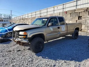 2005 GMC SIERRA