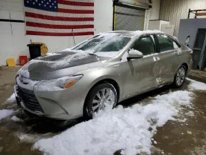 2015 TOYOTA CAMRY