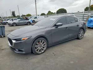 2019 MAZDA 3