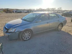 2005 TOYOTA AVALON