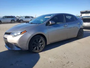 2015 TOYOTA COROLLA